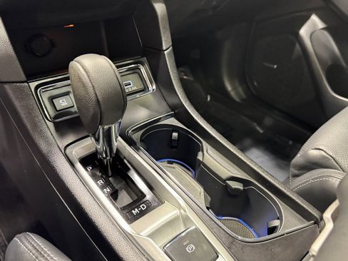 Used 2023 Subaru Ascent Limited w/ Technology Package image 14