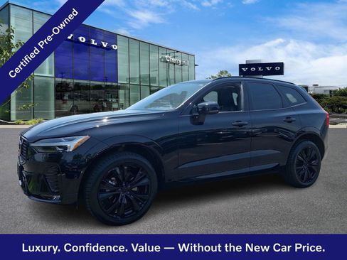 Certified 2024 Volvo XC60 B5 Plus w/ Protection Package Premier AWD/4WD image 3