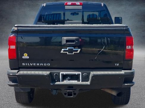 Used 2018 Chevrolet Silverado 2500 LTZ w/ Midnight Edition AWD/4WD image 6