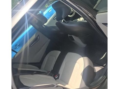 Used 2023 Kia Niro Wave w/ Wave Preserve Package FWD image 6
