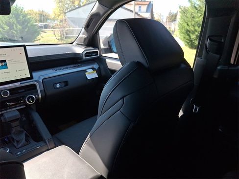 New 2025 Toyota Tacoma TRD Sport image 11