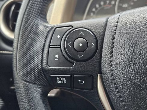Used 2013 Toyota RAV4 XLE FWD image 29