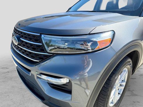 Certified 2023 Ford Explorer XLT w/ Equipment Group 202A AWD/4WD image 10