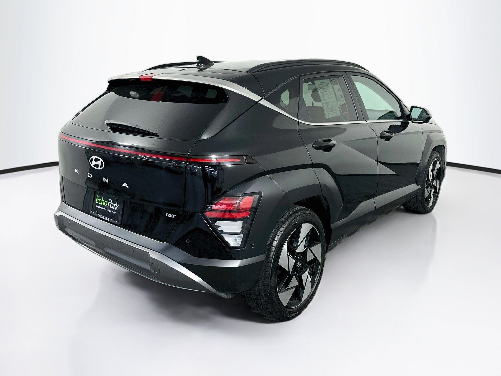 Used 2024 Hyundai Kona Limited FWD image 9
