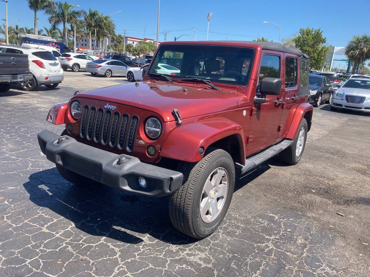 Used 2007 Jeep Wrangler Unlimited Sahara w/ Trailer Tow Group AWD/4WD image 3