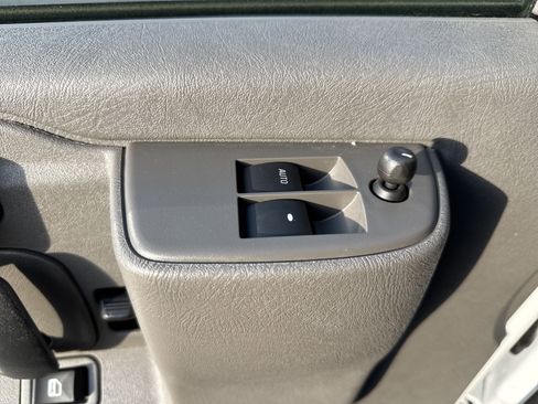 New 2025 GMC Savana 3500 w/ Power Convenience Package image 15