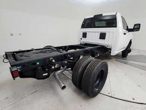 New 2026 RAM 3500 Tradesman AWD/4WD image 8