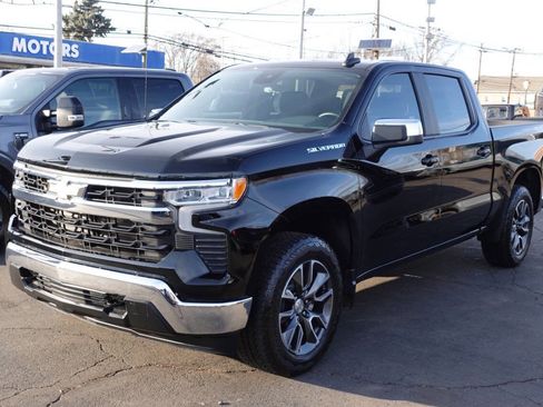 Used 2024 Chevrolet Silverado 1500 LT image 1