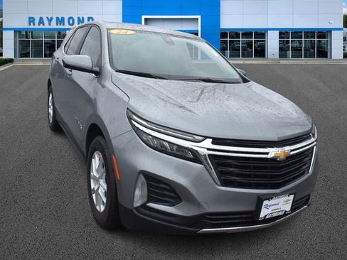 Certified 2024 Chevrolet Equinox LT w/ LPO, Floor Liner Package FWD image 10