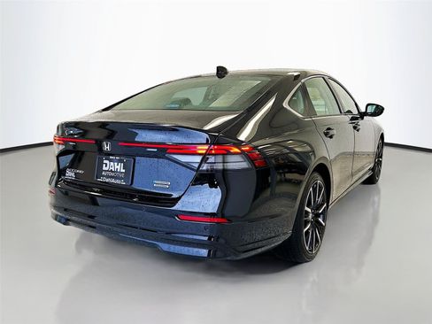 Certified 2025 Honda Accord Touring image 15