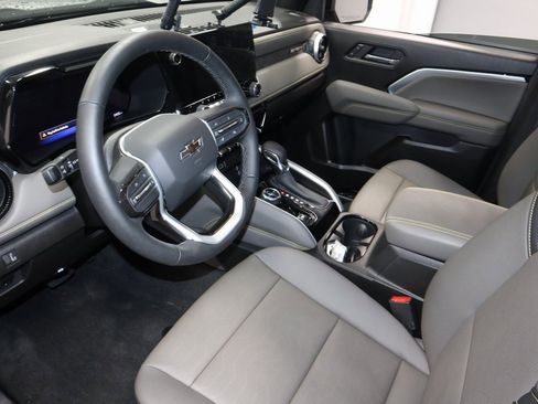 Used 2026 Chevrolet Colorado ZR2 w/ Technology Package image 26