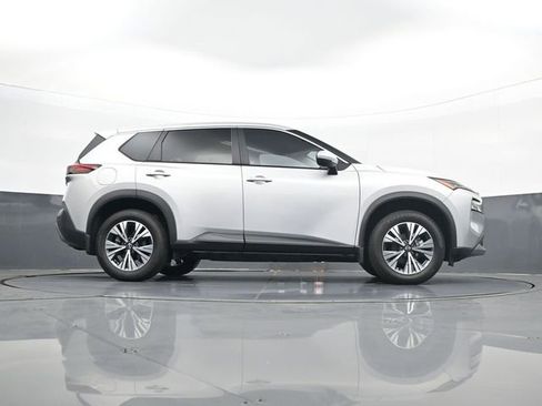 Used 2022 Nissan Rogue SV AWD/4WD image 24