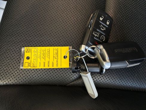 Used 2021 RAM 1500 Limited AWD/4WD image 29