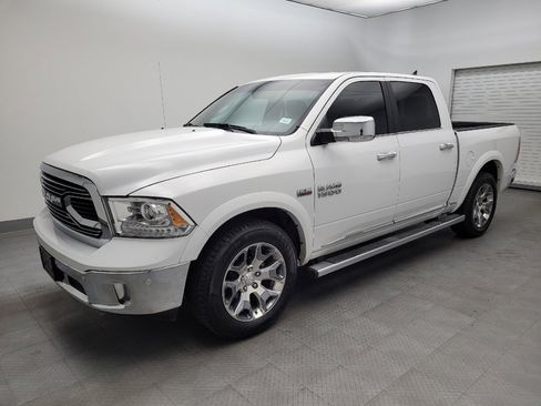 Used 2017 RAM 1500 Limited image 2