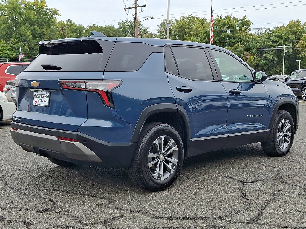 Used 2026 Chevrolet Equinox LT AWD/4WD image 6