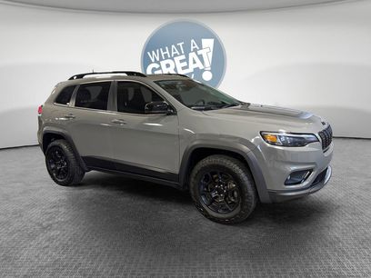 Used 2022 Jeep Cherokee Latitude w/ Sun & Sound Group