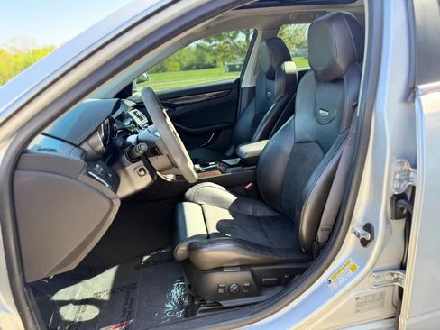 Used 2011 Cadillac CTS V w/ Wood Trim Package RWD image 9