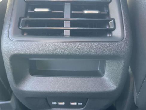 New 2026 Volkswagen Tiguan SE R-Line FWD image 11