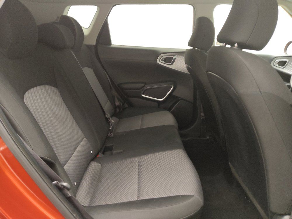 Used 2020 Kia Soul LX FWD image 19