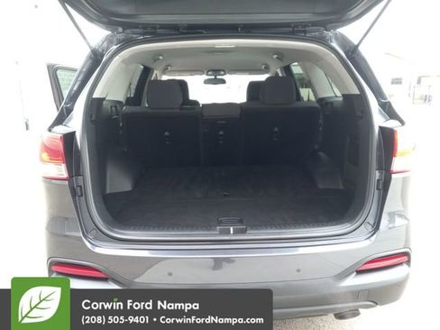 Used 2017 Kia Sorento LX w/ LX Convenience Package image 28