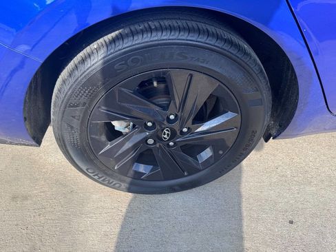 Used 2021 Hyundai Elantra SEL image 8