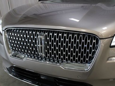 Used 2020 Lincoln Corsair Reserve w/ Equipment Group 201A AWD/4WD image 32