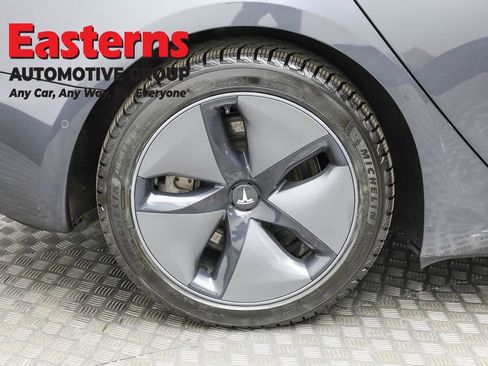 Used 2018 Tesla Model 3 Long Range image 26