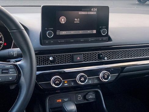 Used 2024 Honda Civic Sport image 5