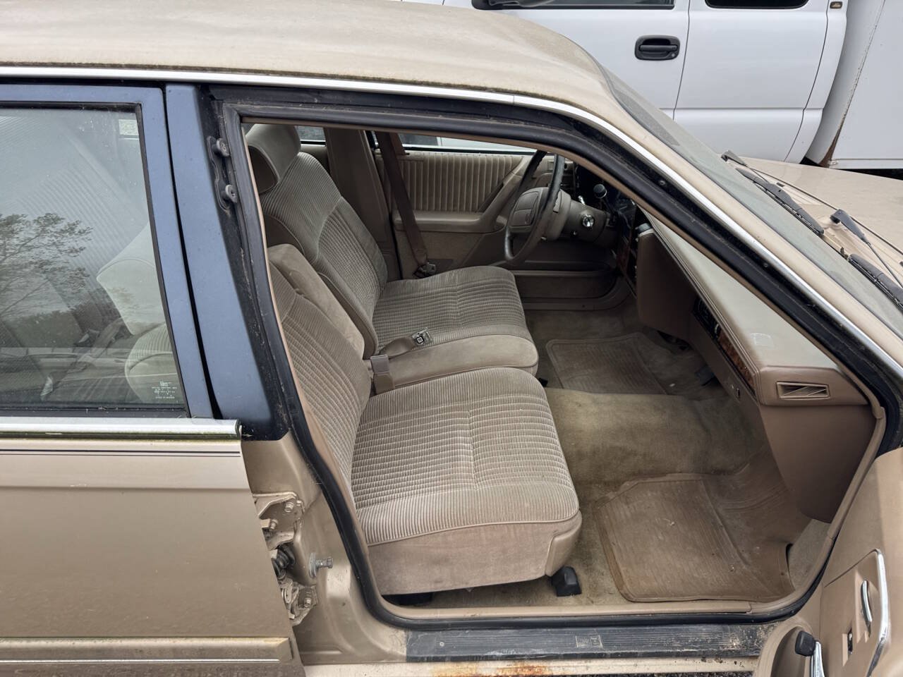 Used 1994 Buick Century Special FWD image 27