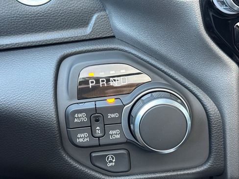 New 2026 RAM 1500 4x4 Crew Cab image 21