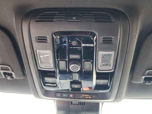 New 2026 GMC Yukon XL AT4 w/ AT4 Premium Plus Package AWD/4WD image 42