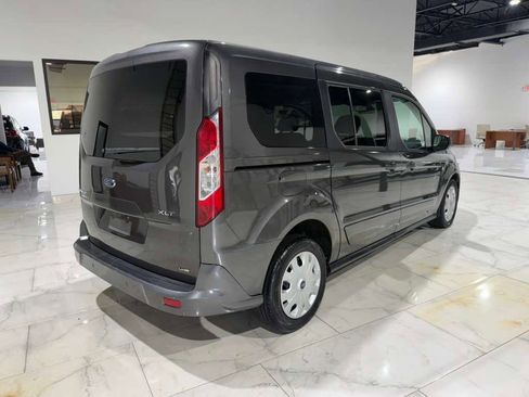 Used 2020 Ford Transit Connect XLT image 9