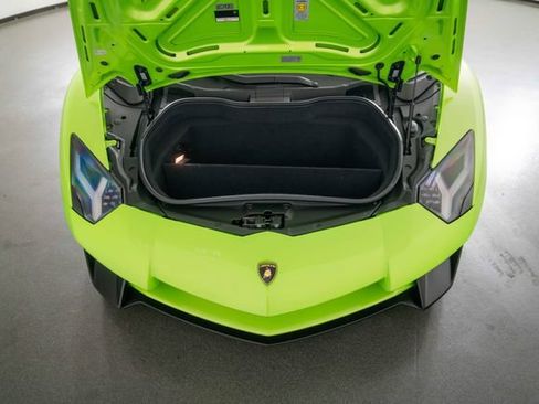 Used 2016 Lamborghini Aventador LP 750-4 Superveloce AWD/4WD image 24