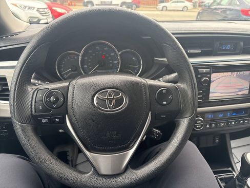 Used 2014 Toyota Corolla LE image 27