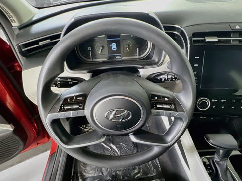 Used 2023 Hyundai Tucson SEL AWD/4WD image 11