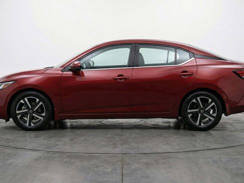 Used 2025 Nissan Sentra SV FWD image 5
