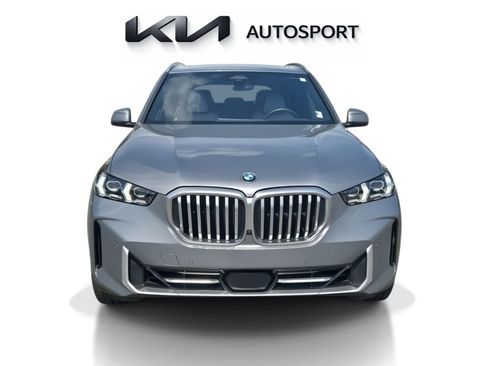 Used 2024 BMW X5 sDrive40i w/ Executive Package RWD image 2