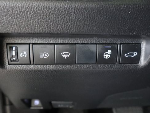 Used 2019 Toyota RAV4 XSE AWD/4WD image 20