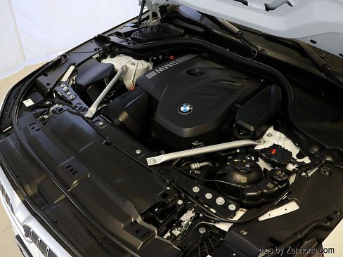 Used 2024 BMW 530i xDrive image 41