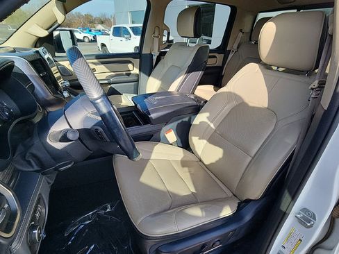 Used 2019 RAM 1500 Limited image 11