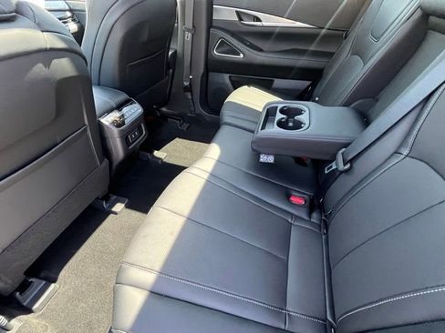 Certified 2026 INFINITI QX60 Luxe w/ Cargo Package FWD image 27