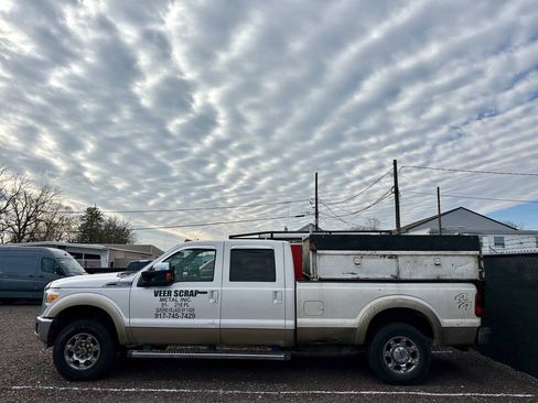 Used 2012 Ford F250 Lariat w/ Chrome Pkg AWD/4WD image 4
