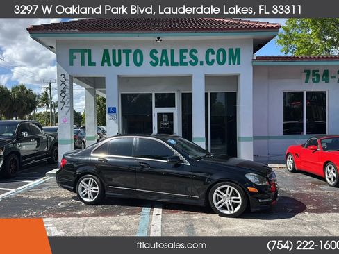 Used 2012 Mercedes-Benz C 300 4MATIC Sedan image 10