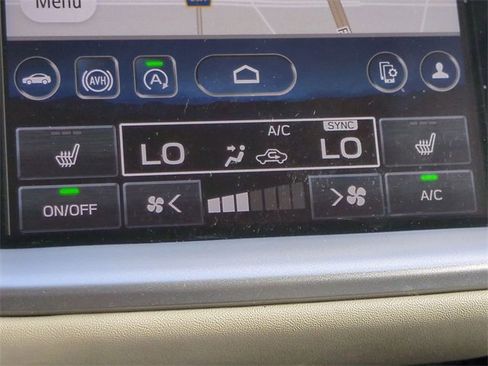 Used 2025 Subaru Outback Premium w/ Popular Package #1A image 24