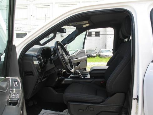 Used 2022 Ford F150 XLT w/ Equipment Group 302A High AWD/4WD image 18