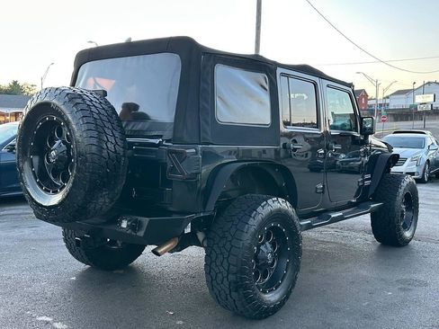 Used 2013 Jeep Wrangler Unlimited Sport AWD/4WD image 10