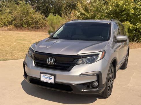 Used 2022 Honda Pilot Special Edition image 2