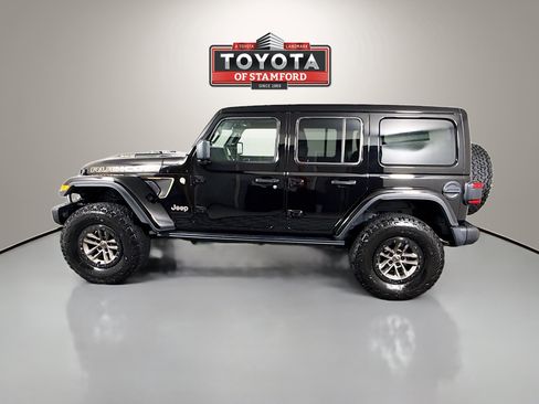 Used 2024 Jeep Wrangler Unlimited Rubicon 392 AWD/4WD image 4