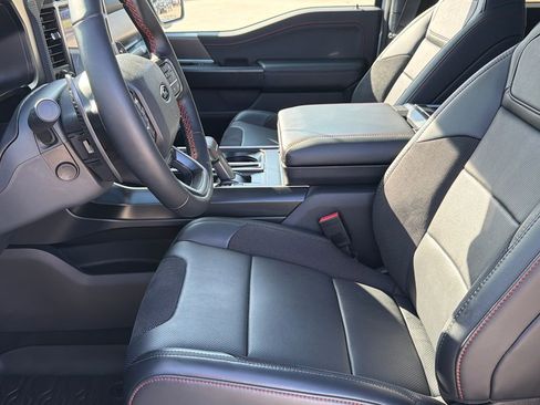 Used 2025 Ford F150 Raptor AWD/4WD image 20