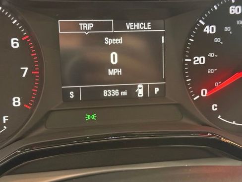 Used 2024 Chevrolet Trax LS w/ LS Convenience Package FWD image 16